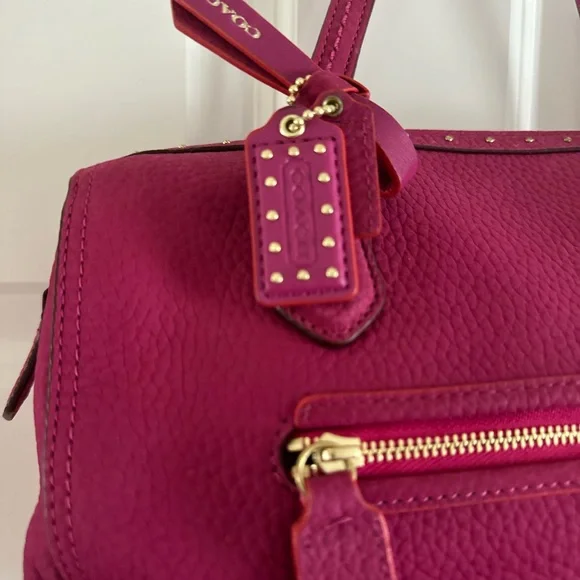 NWOT COACH POPPY STUDS LEATHER EAST/ WEST SATCHEL / SHOULDER BAG / MAGENTA